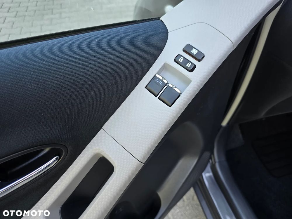 Toyota Yaris - 14