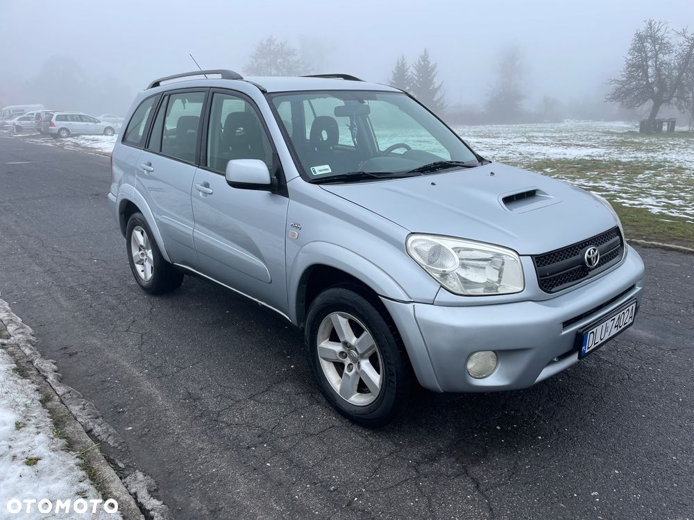 Toyota RAV4 D-4D 4x4 Sol - 9
