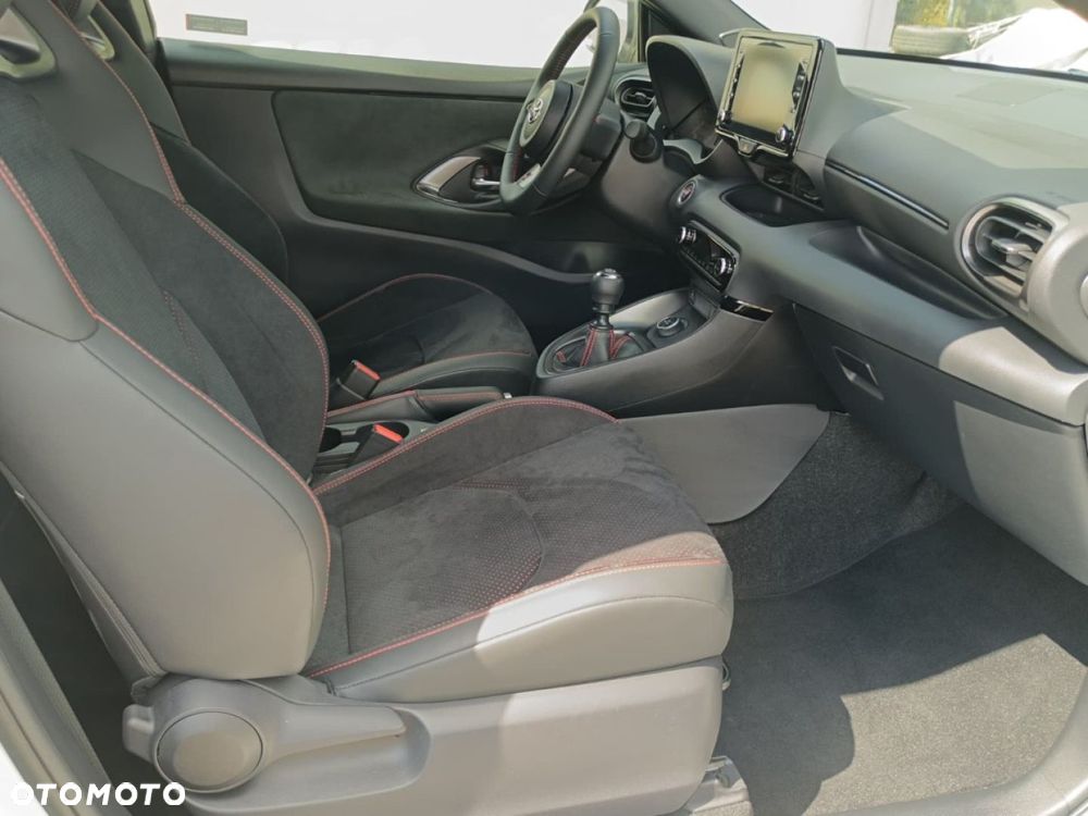 Toyota GR Yaris - 25