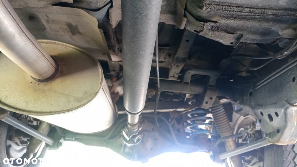 Toyota Land Cruiser - 17