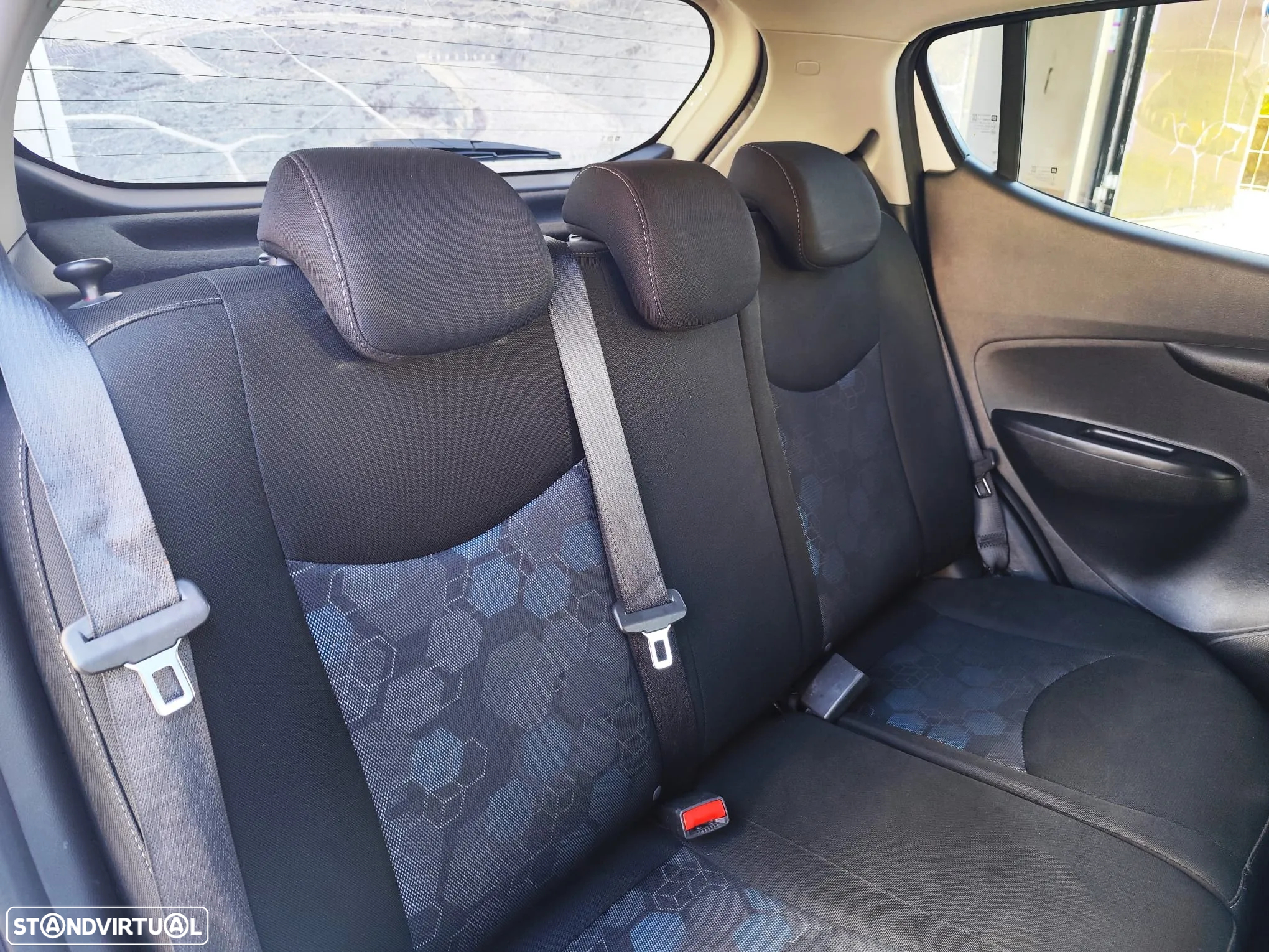 Opel Karl 1.0 Rocks FlexFuel - 11