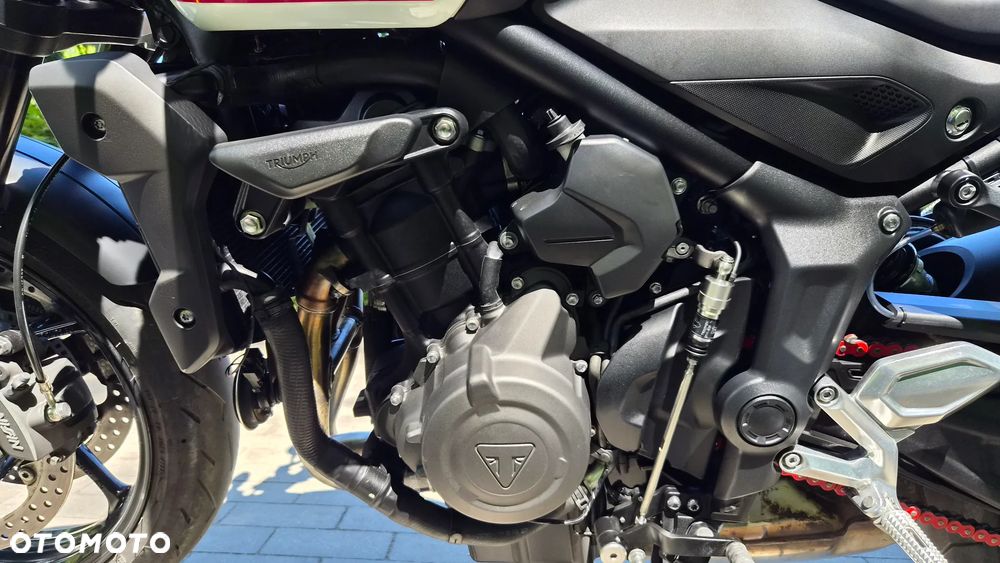 Triumph Trident - 15