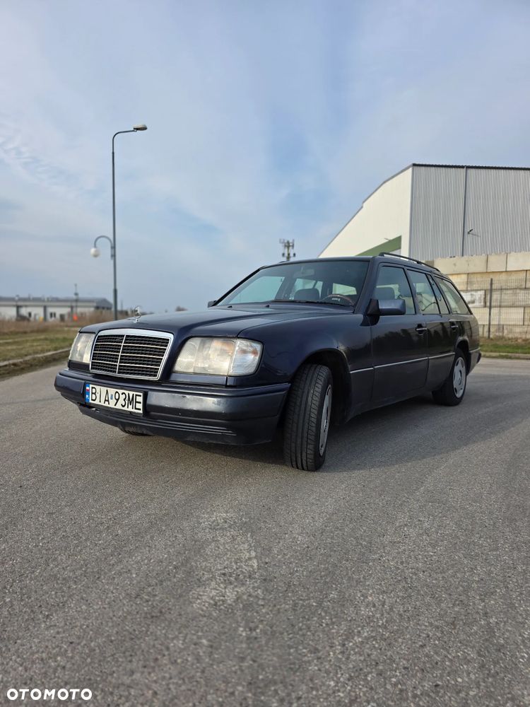 Mercedes-Benz W124 (1984-1993) - 23