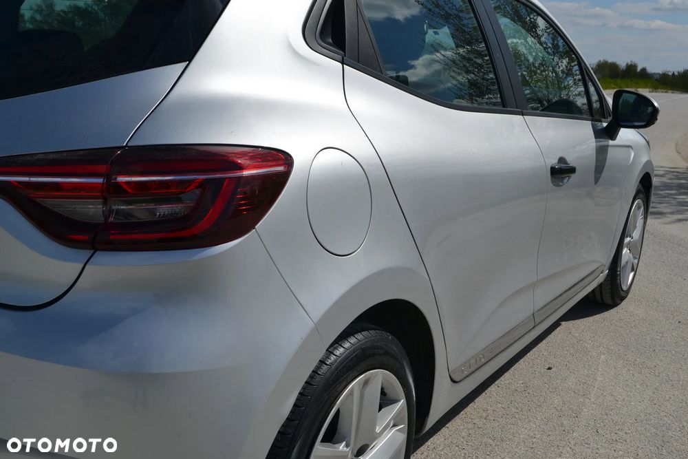 Renault Clio - 12