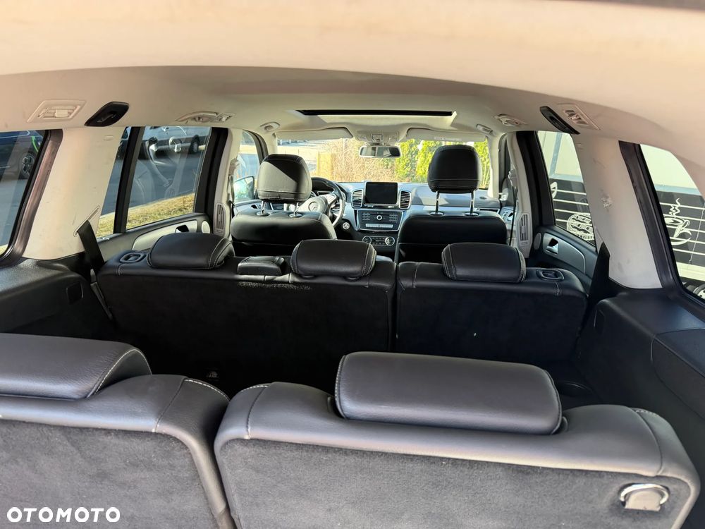 Mercedes-Benz GLS 350 d 4-Matic - 13