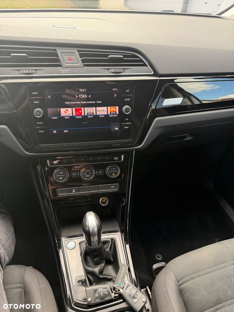 Volkswagen Touran 2.0 TDI SCR (BlueMotion Technology) DSG Highline - 25