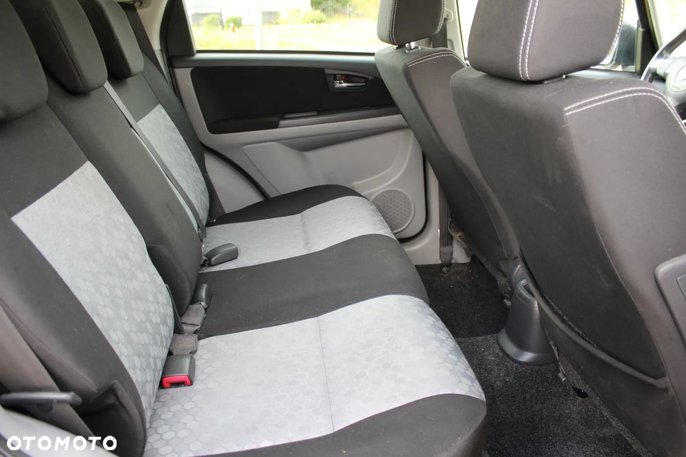 Suzuki SX4 2.0 DDiS Premium 4WD - 9