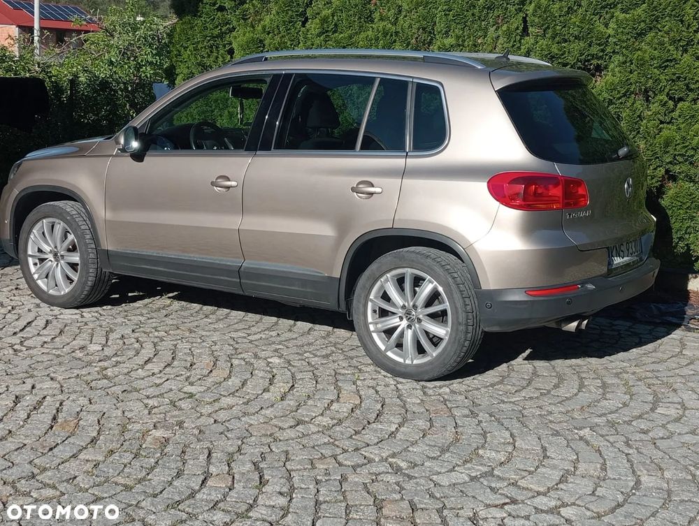 Volkswagen Tiguan - 2