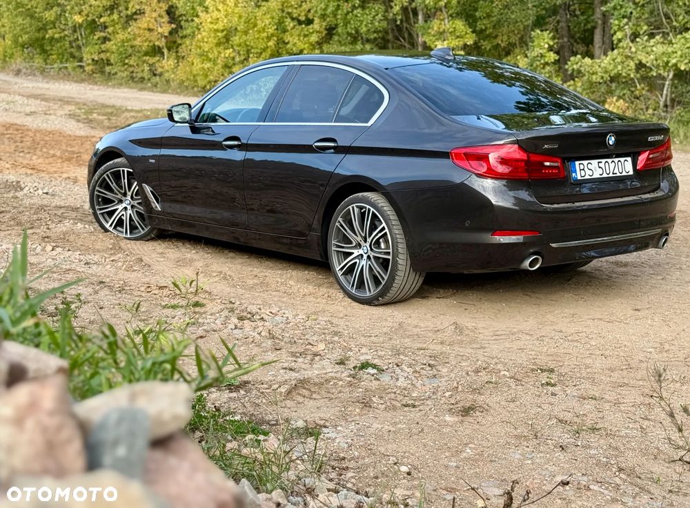 BMW Seria 5 520d Luxury Line - 8