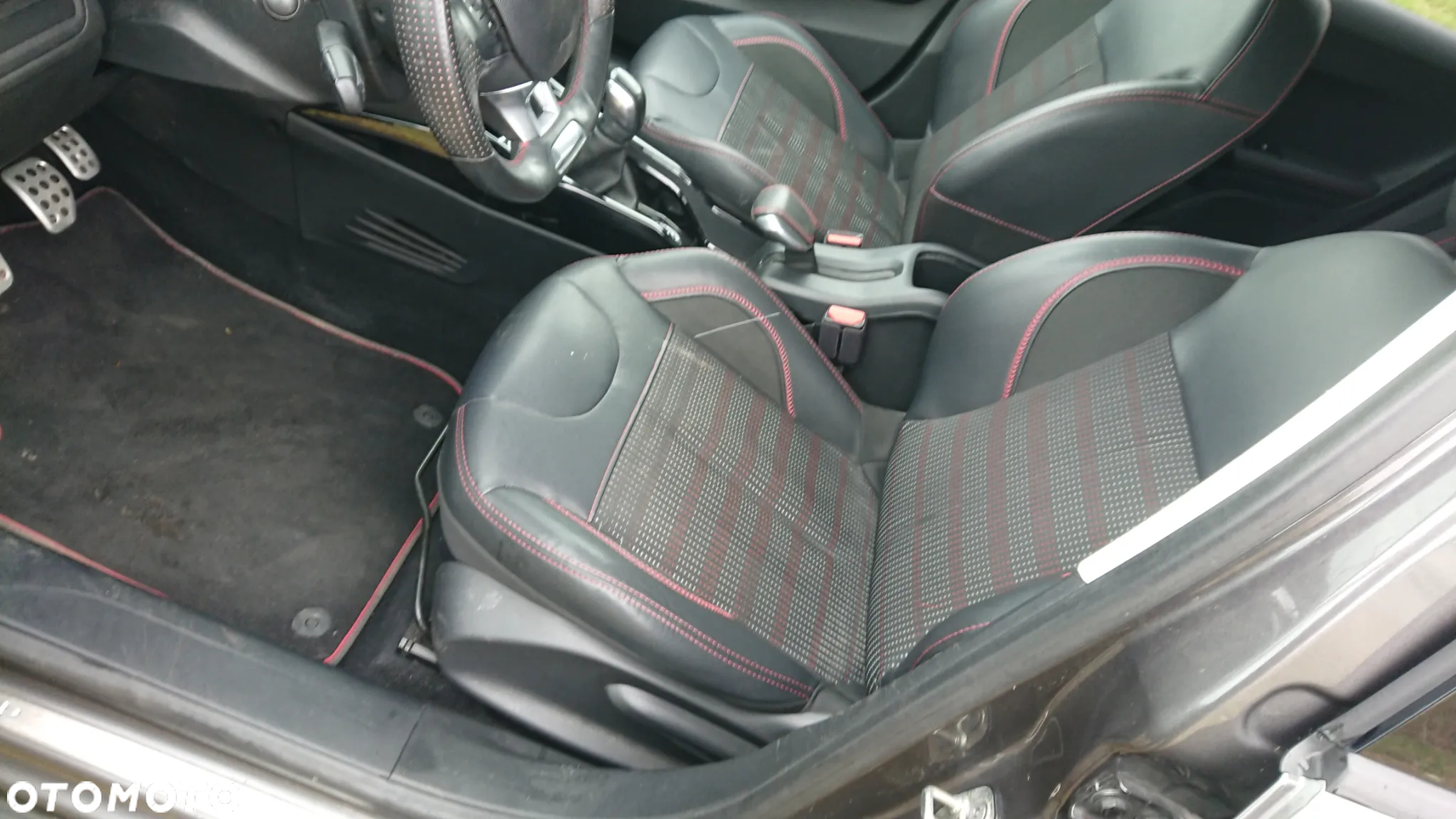 Peugeot 2008 PureTech 110 Stop&Start GT-Line Edition - 39