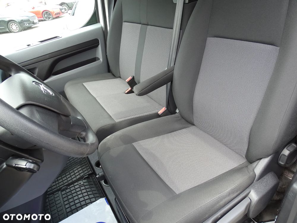 Opel VIVARO - 23