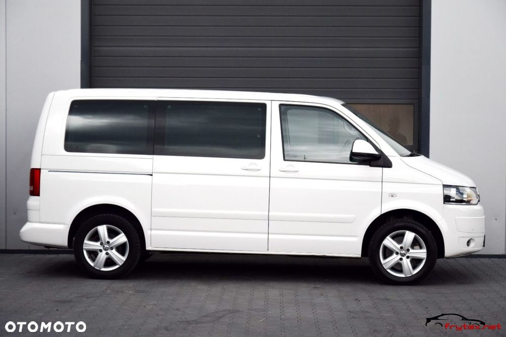 Volkswagen Caravelle - 4