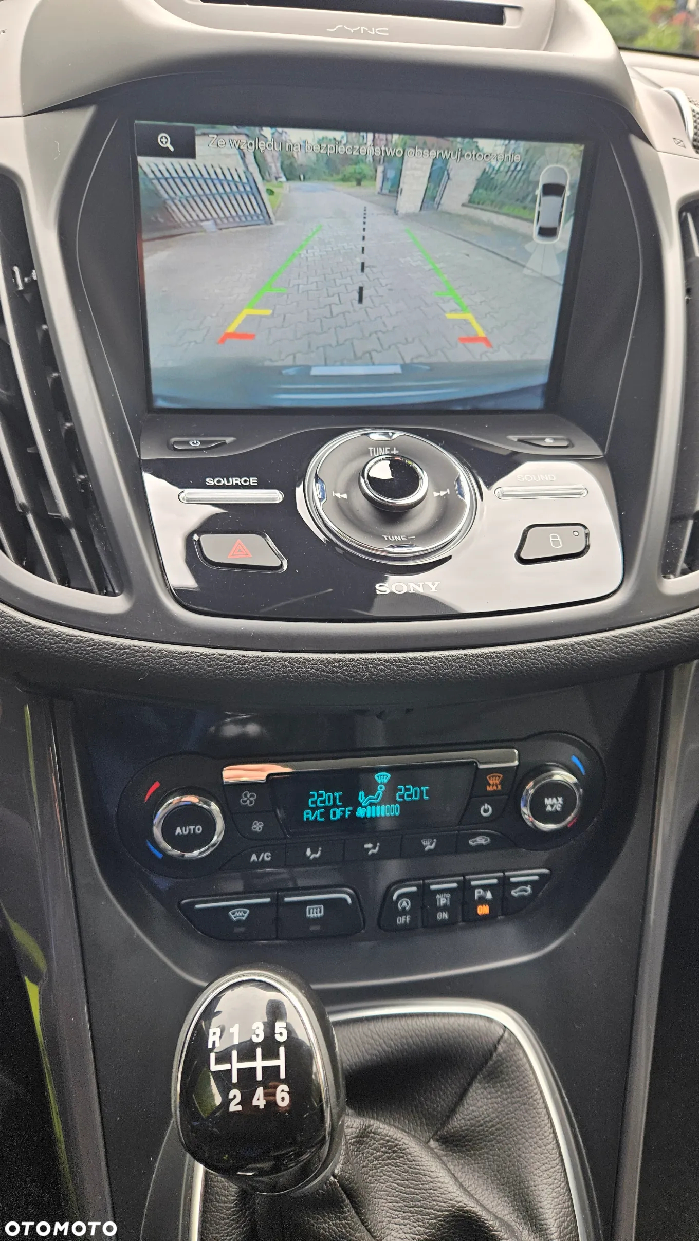 Ford Kuga 2.0 TDCi 2x4 Titanium - 24