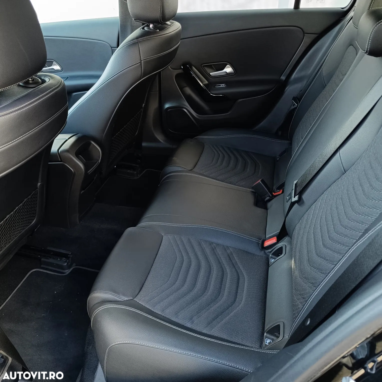 Mercedes-Benz A 180 d 7G-DCT - 30