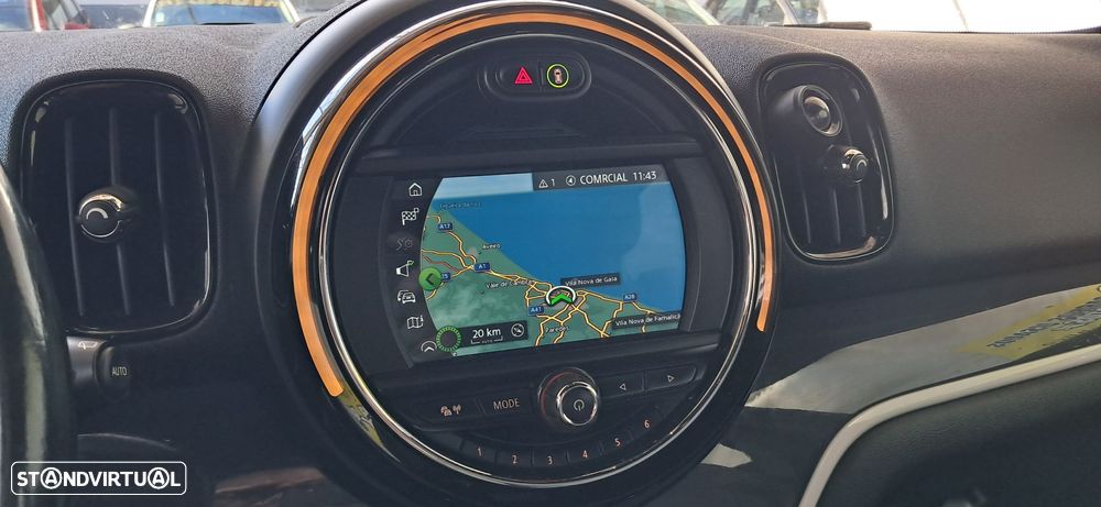 MINI Countryman Cooper SE ALL4 Auto - 7