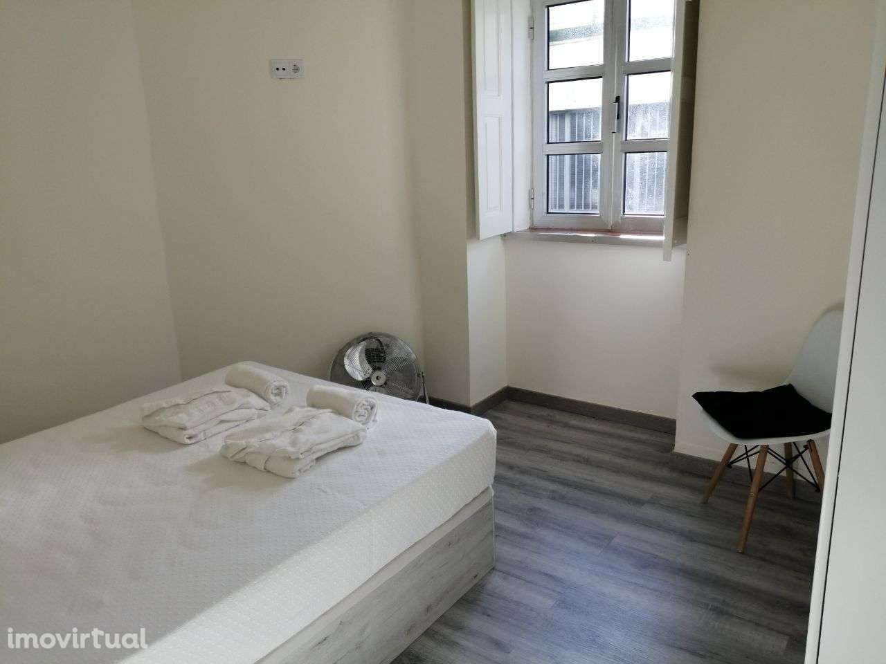 Flat temporario Maia Temporary Rental Opportunity: Fully-Furnished - Grande imagem: 2/24