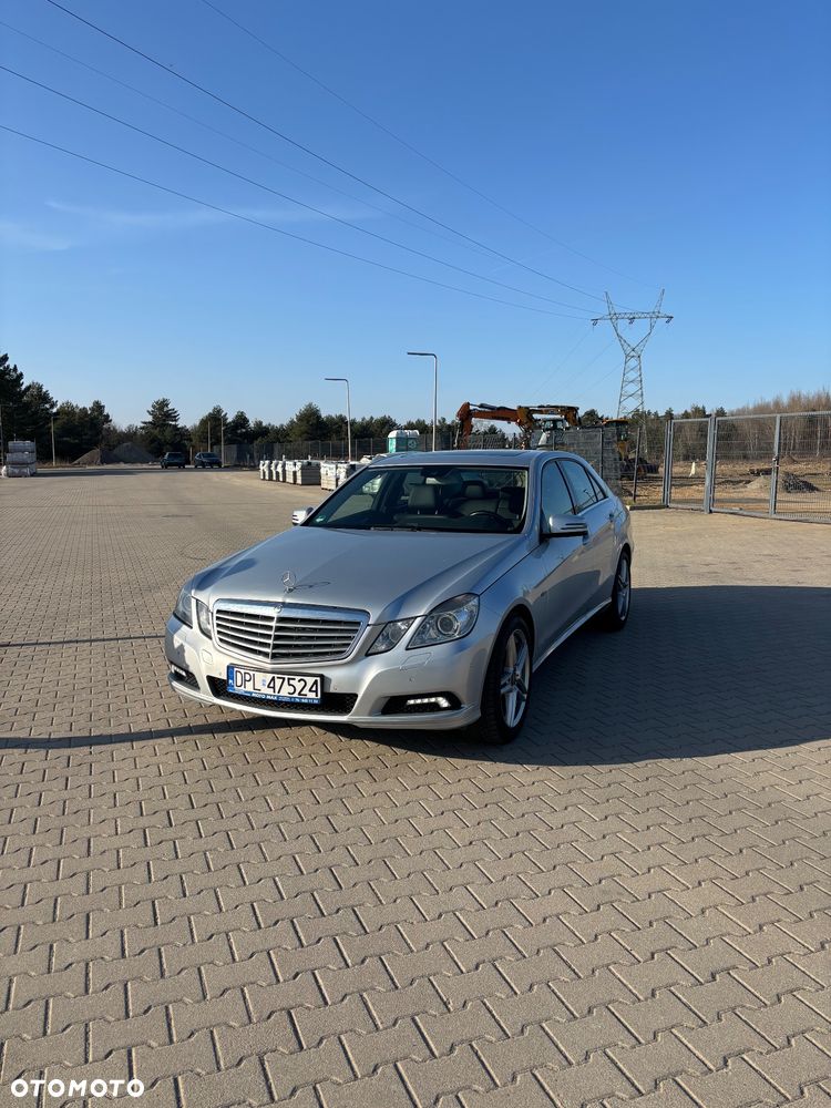 Mercedes-Benz Klasa E 350 CDI BlueEff - 1
