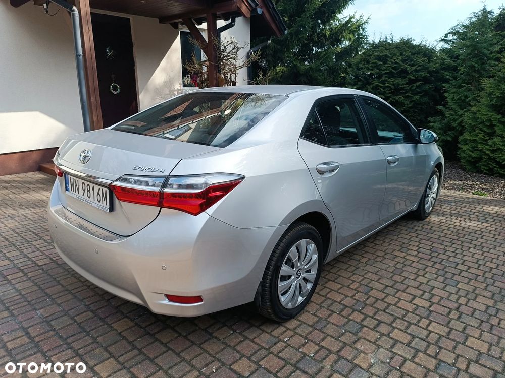 Toyota Corolla 1.6 Premium - 5