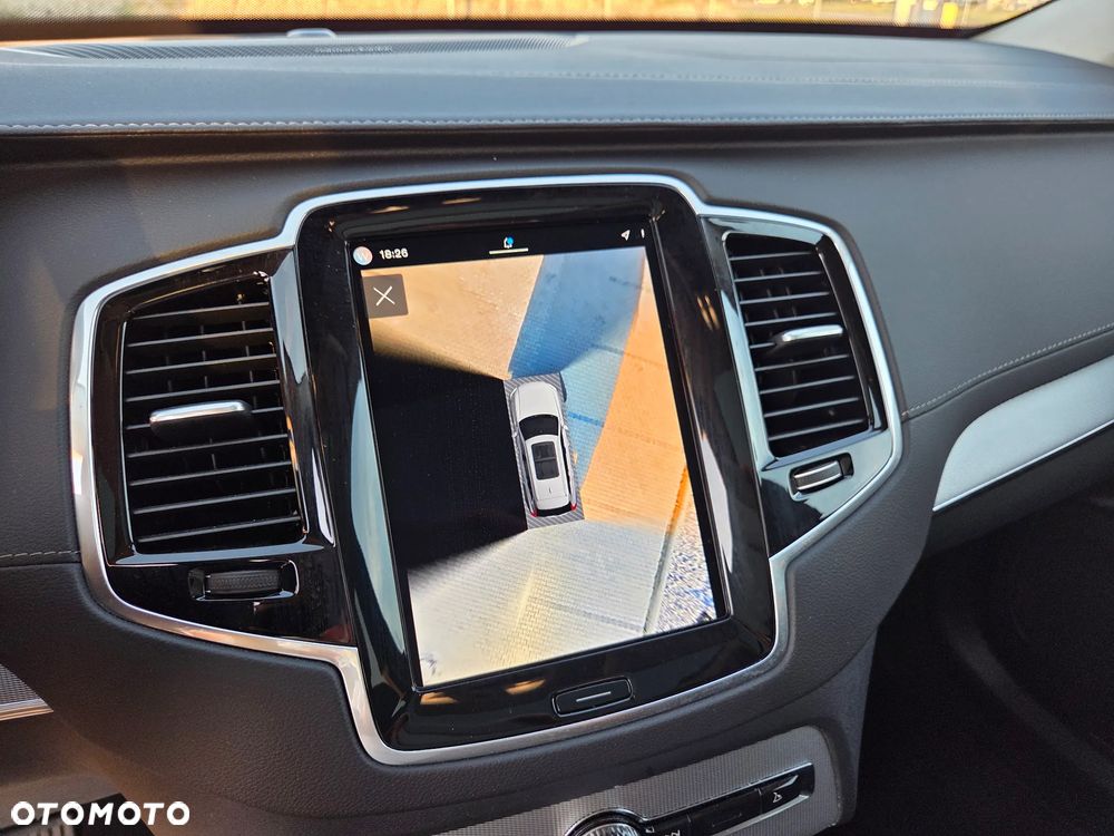 Volvo XC 90 B5 D AWD Plus Bright - 23