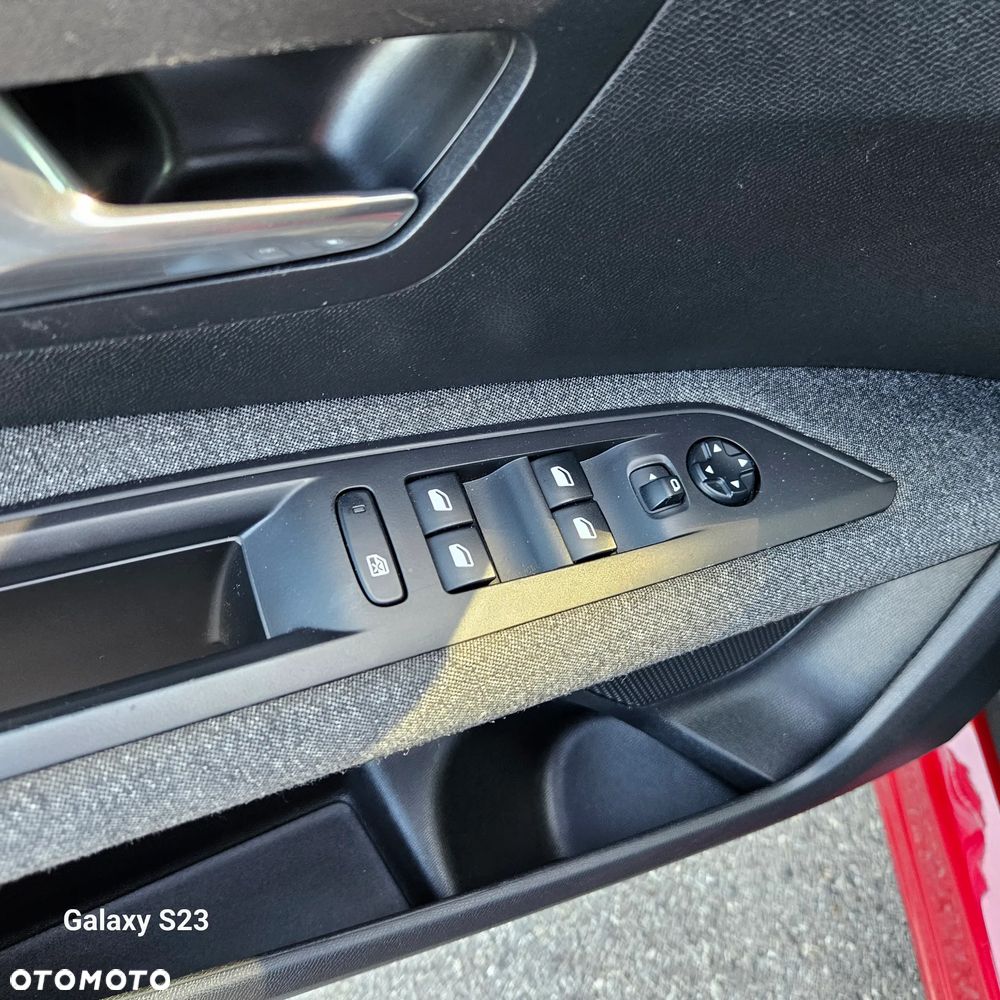 Peugeot 3008 PureTech 130 Stop & Start GPF Active - 19