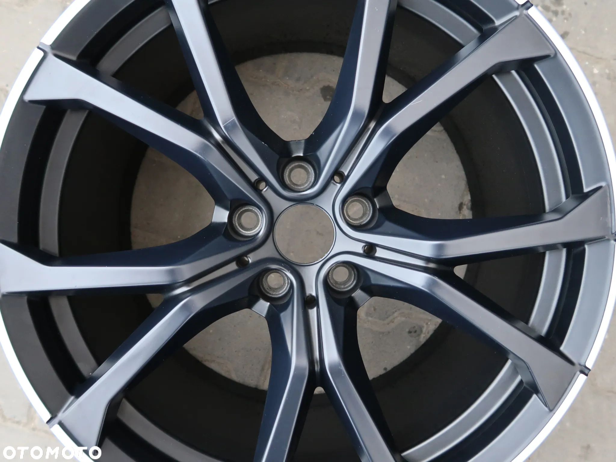 W13 Felga BMW Z4 G29 M Pakiet 5A1F915 10x19et40 - 3
