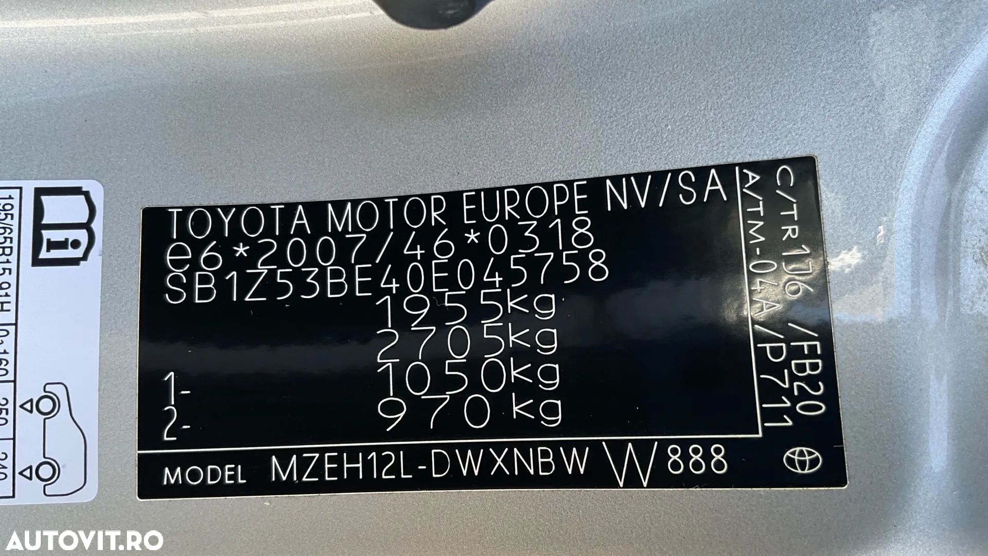 Toyota Corolla 2.0 HSD Dynamic interior Negru - 18
