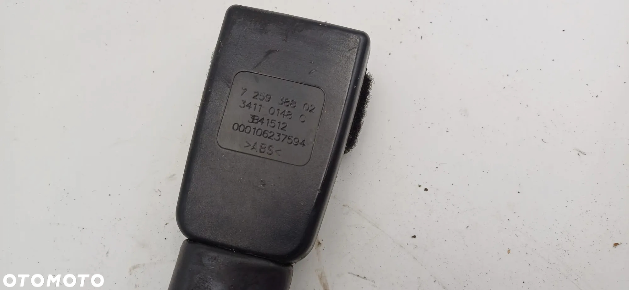 BMW E87 E90 E91 Napinacz Pasa Lewy Prawy Wpinka 33040941 - 8