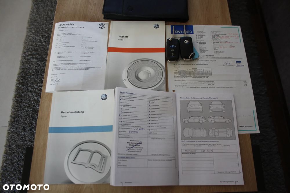 Volkswagen Tiguan 1.4 TSI BlueMotion Technology Exclusive - 37