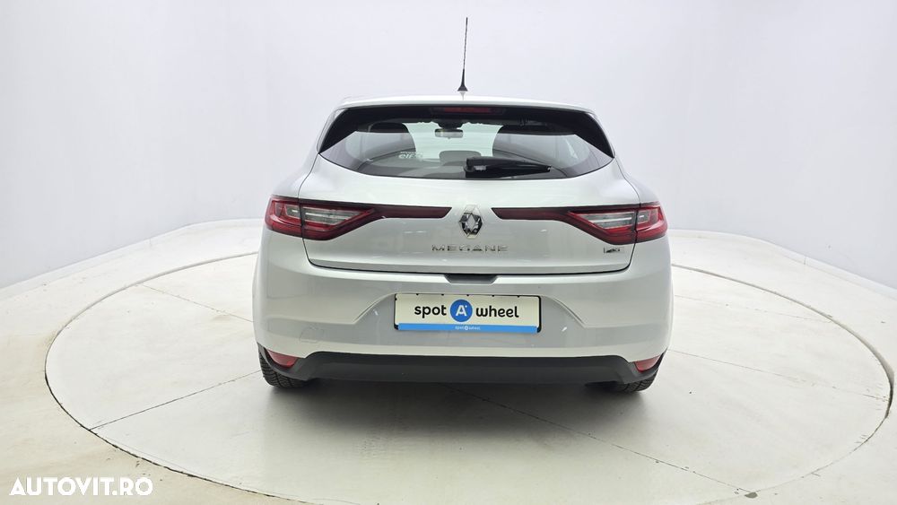 Renault Megane - 8