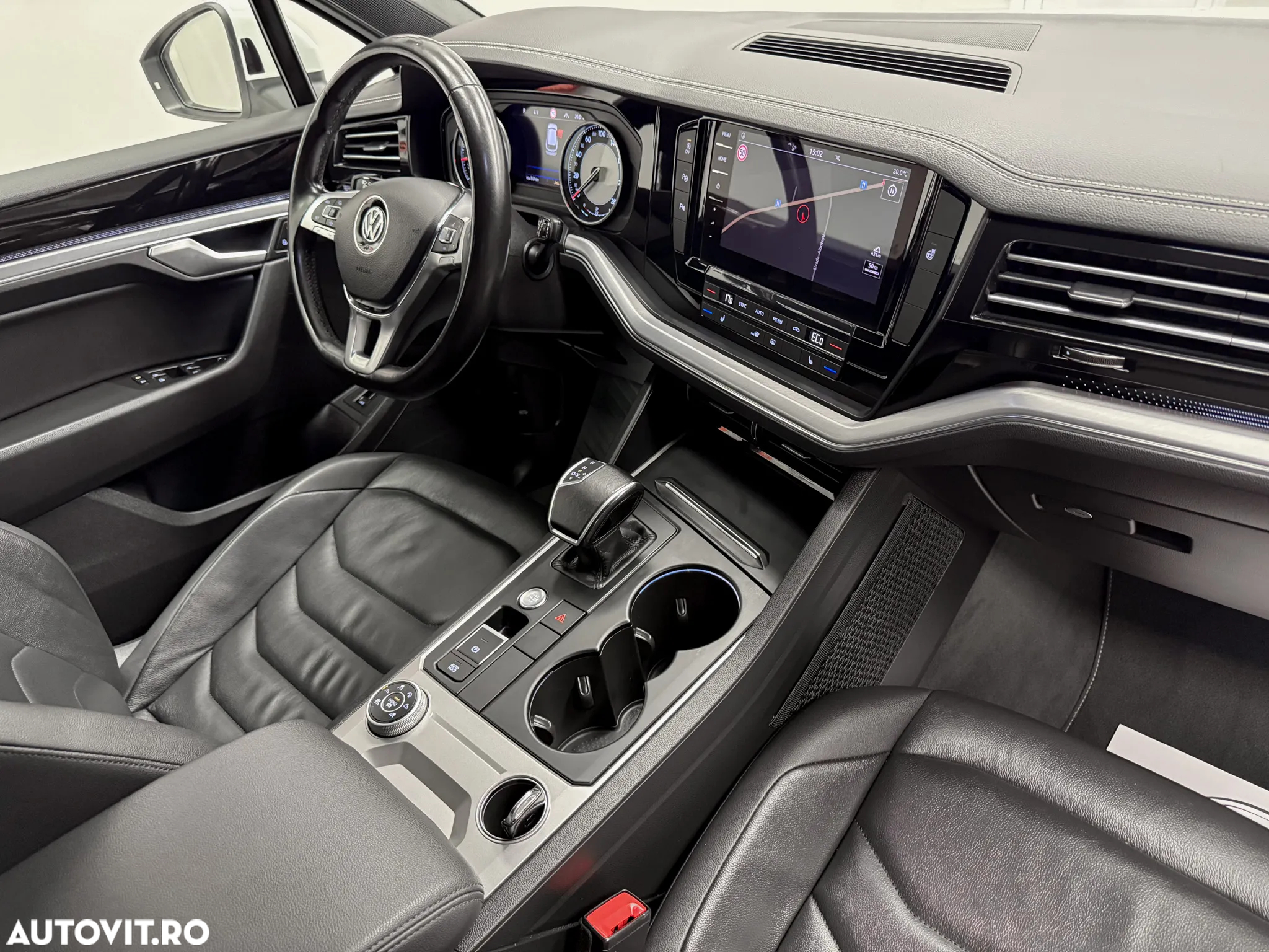Volkswagen Touareg V6 TDI Style - 14