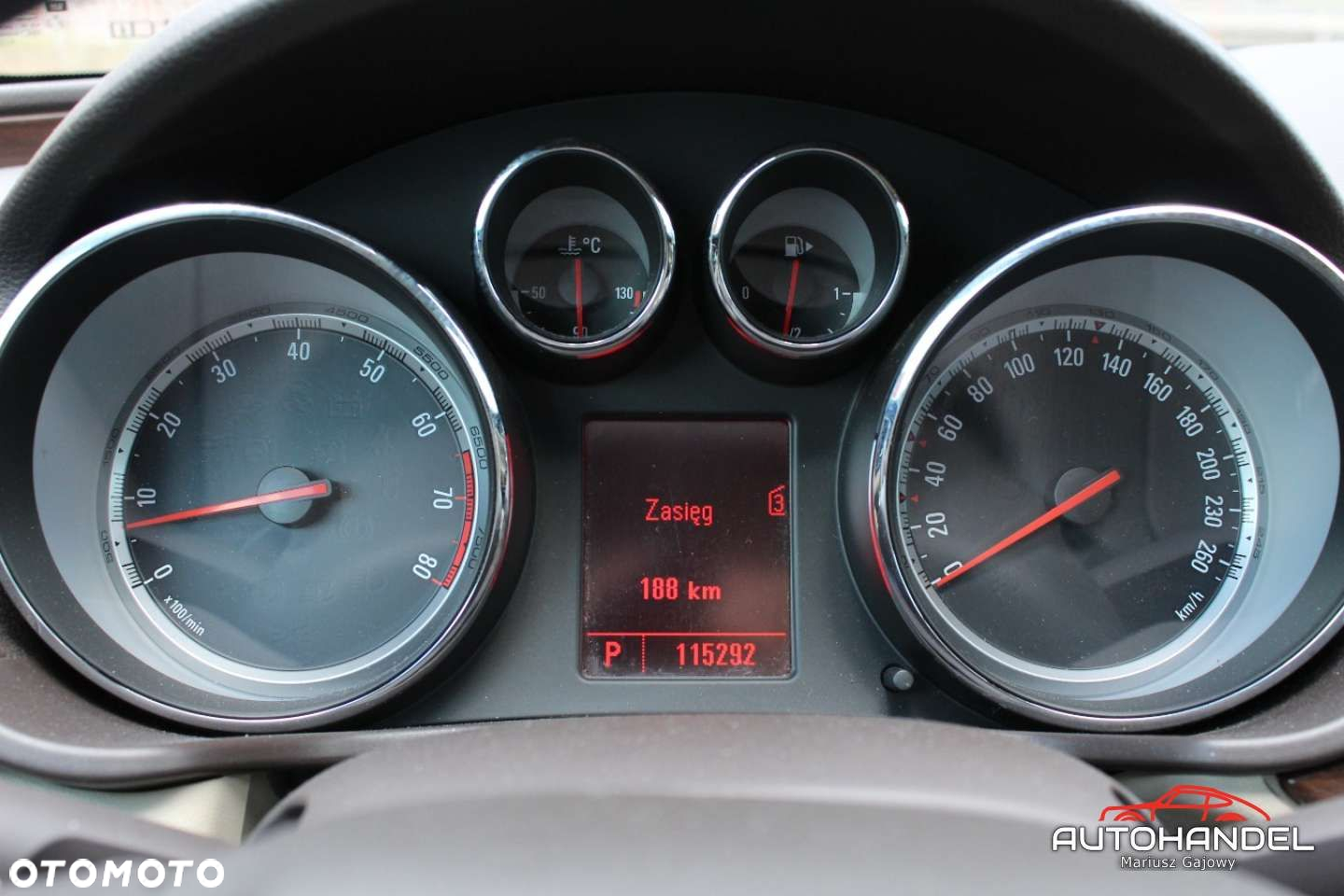 Opel Insignia - 12