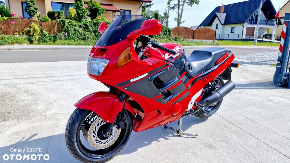 Honda CBR - 6