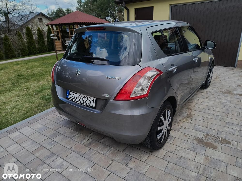 Suzuki Swift 1.2 Premium - 8