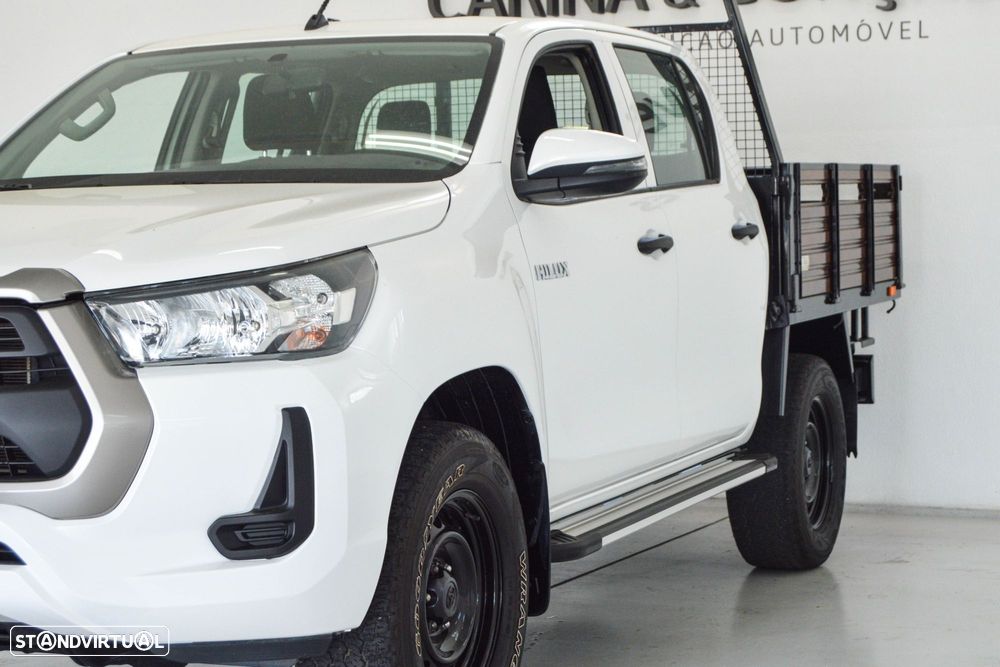 Toyota Hilux 2.4 D-4D 4X2 Cabine Dupla 5L - 23