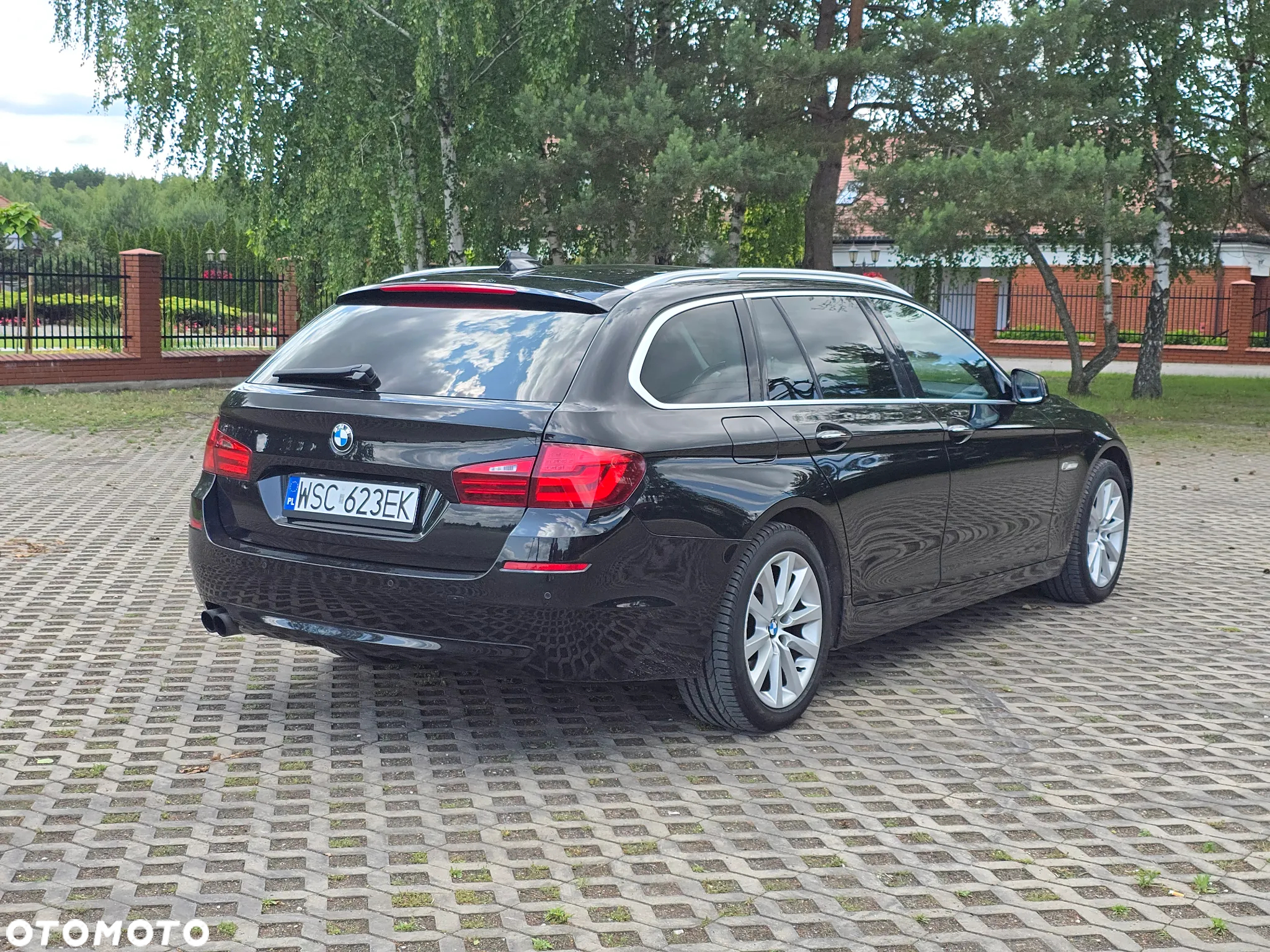 BMW Seria 5 520d - 5