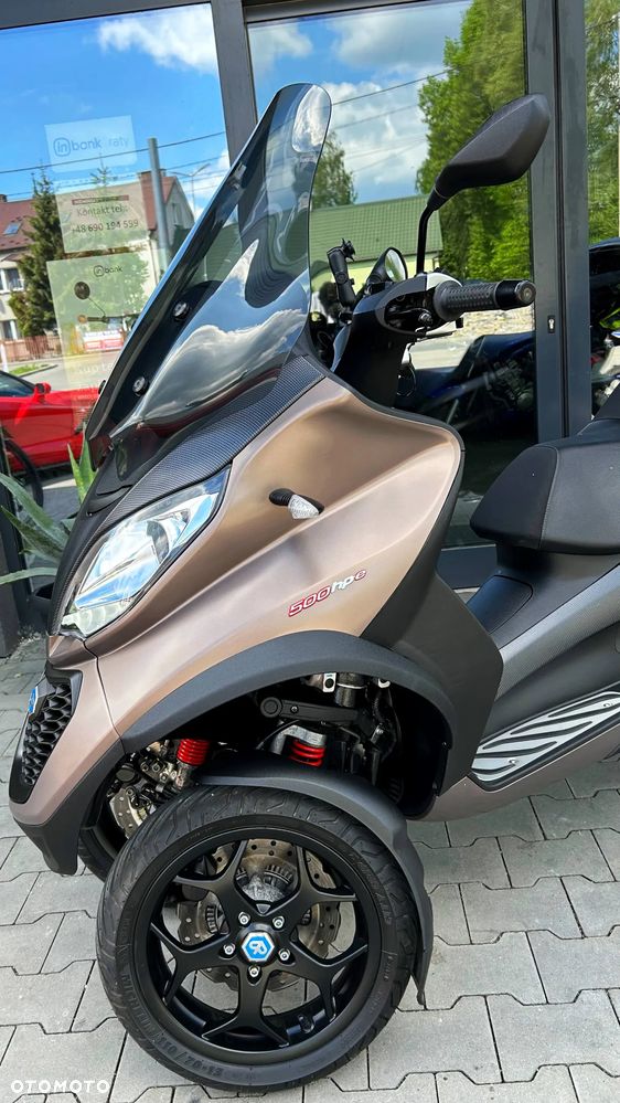 Piaggio MP-3 - 10