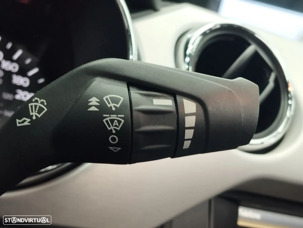 Ford Mustang 2.3i EcoBoost - 30