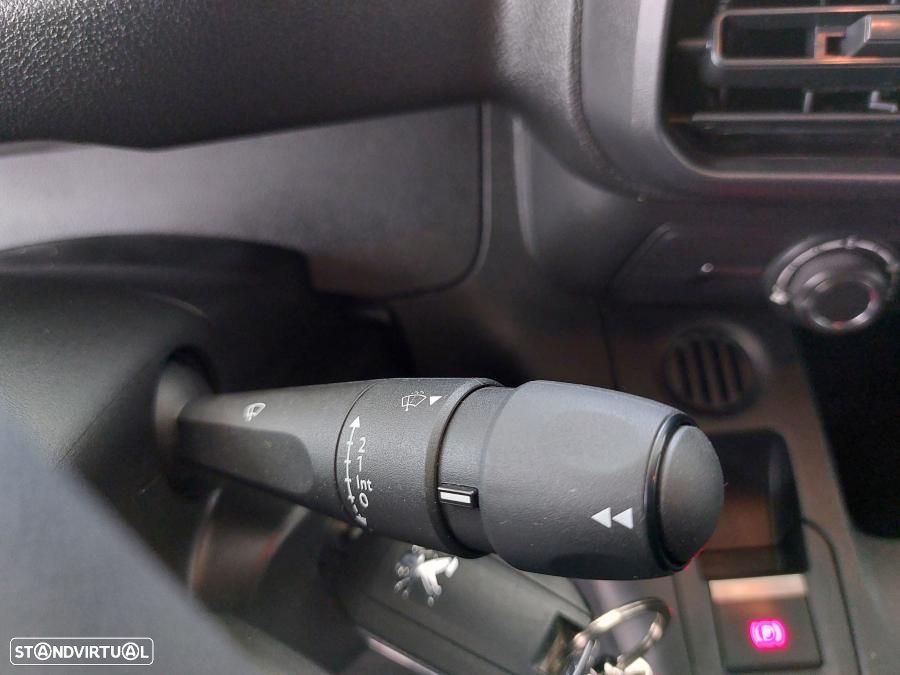 Peugeot Partner Premium Standard 1.5 BlueHDi - 3 Lug. - IVA Dedutível - 15