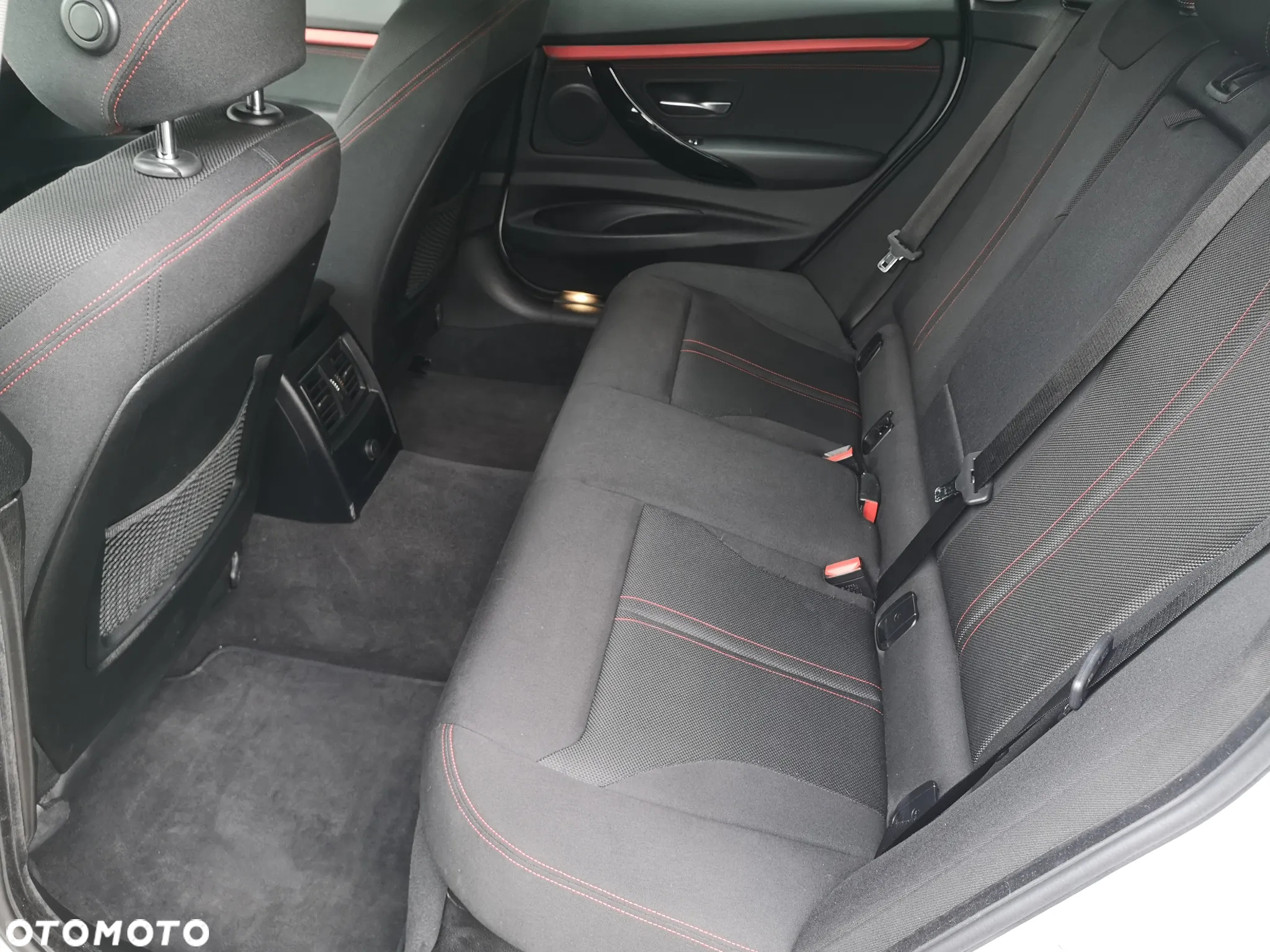 BMW 3GT 320i Sport Line - 17