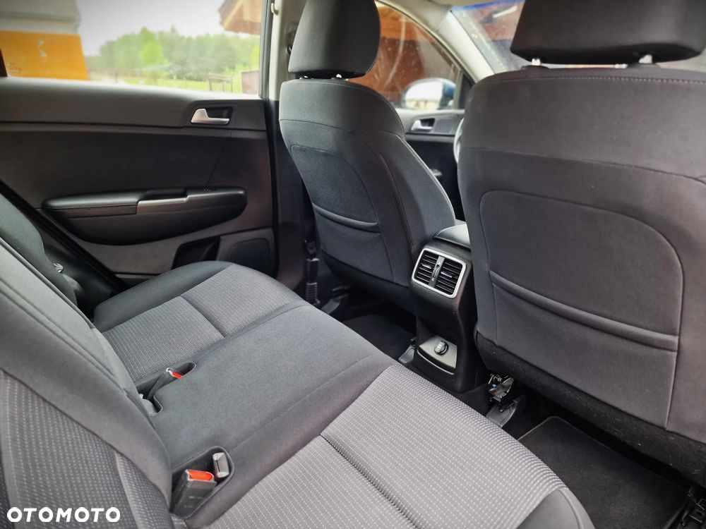 Kia Sportage 1.6 CRDI Black Edition Plus 2WD - 29
