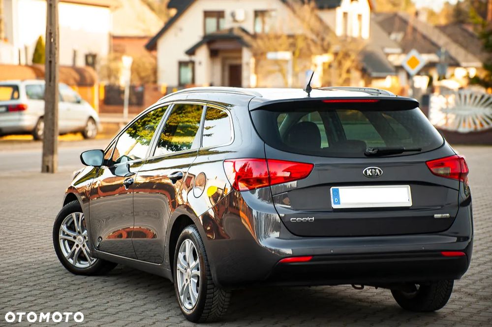 Kia Ceed - 6
