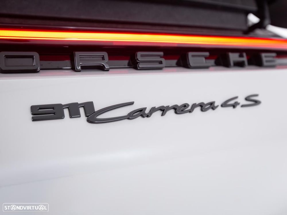 Porsche 911 (992) - 16