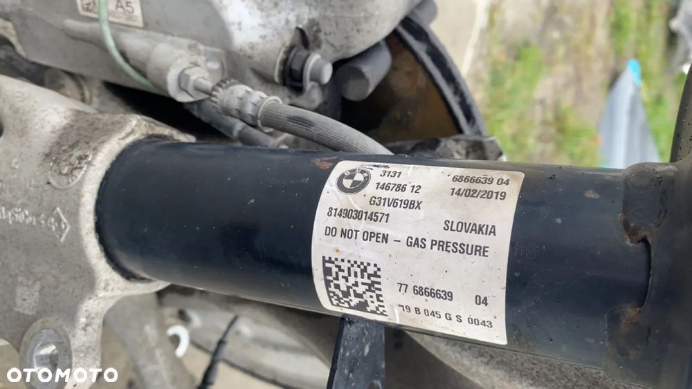 BMW G30 G31 XD 4X4 PRZEDNIE LEWE ZAWIESZENIE ZWROTNICA WAHACZ AMOR 6866639 - 4