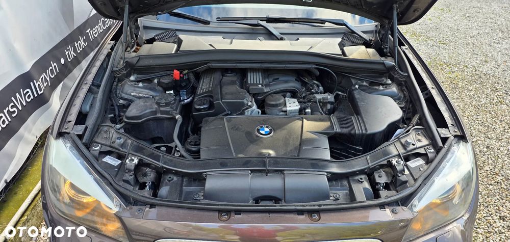 BMW X1 sDrive18i xLine - 24