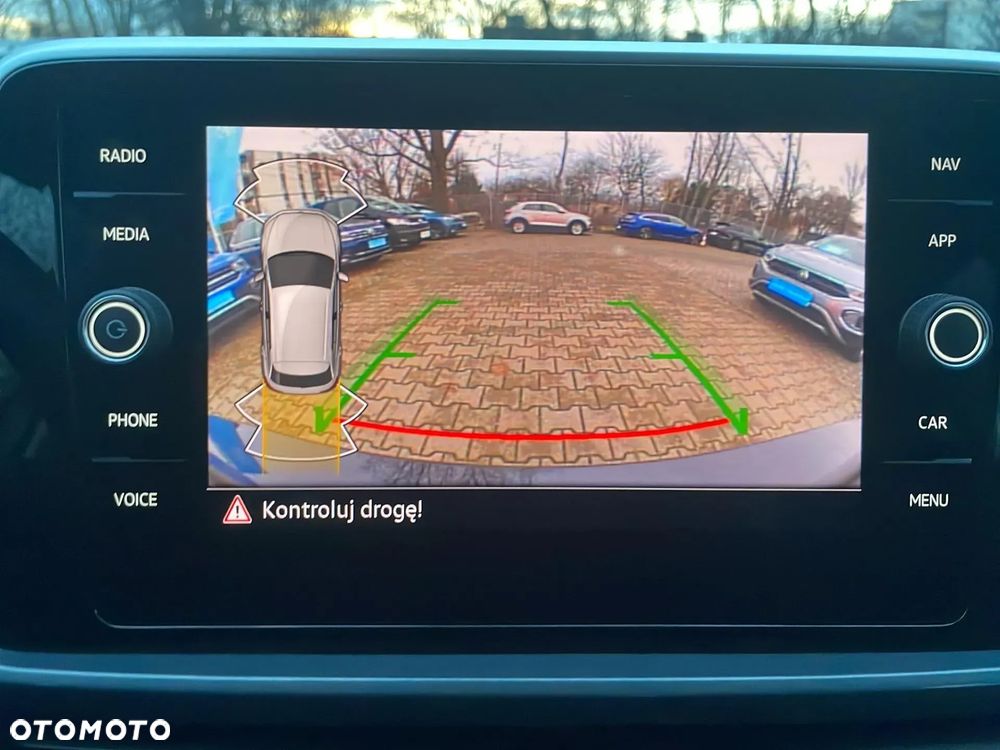 Volkswagen T-Roc 1.5 TSI Life DSG - 27