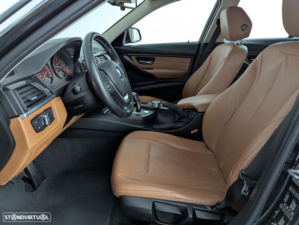 BMW 320 d Auto Line Luxury - 19