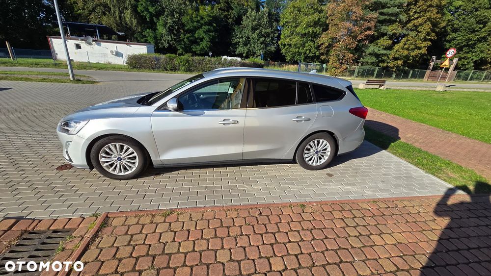 Ford Focus - 12