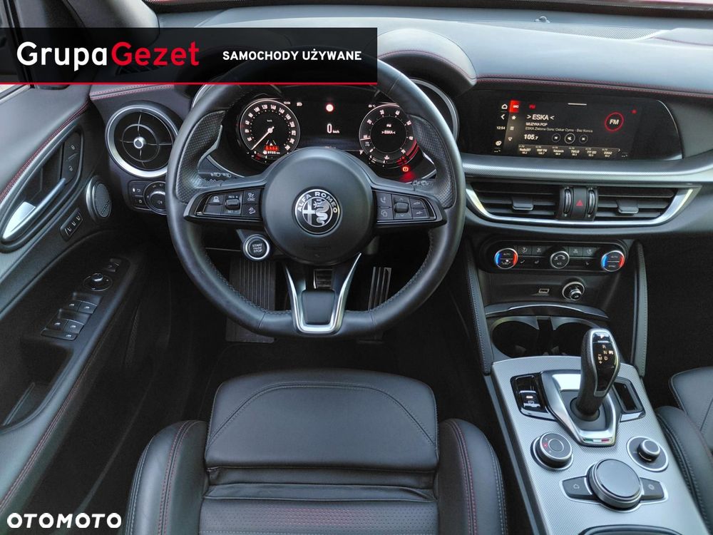 Alfa Romeo Stelvio - 12