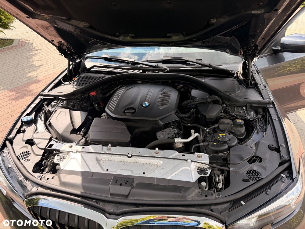 BMW Seria 3 320d MHEV Advantage - 25