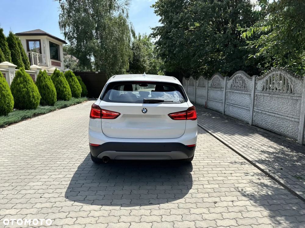 BMW X1 - 10